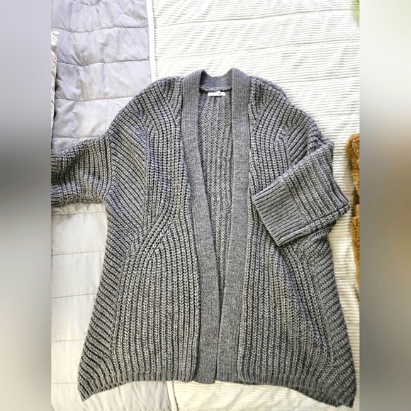 Maurices Gray Women's Sweater Short Sleeve Size L - Picture 1 of 7